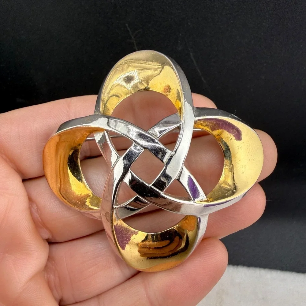 Vintage Trifari Brooch Atomic Celtic Silver And Gold Tone Signed